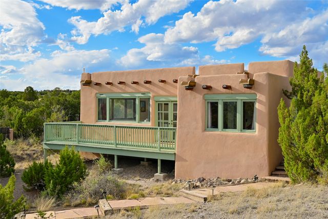 10 Miners Trail, Santa Fe, NM 87508