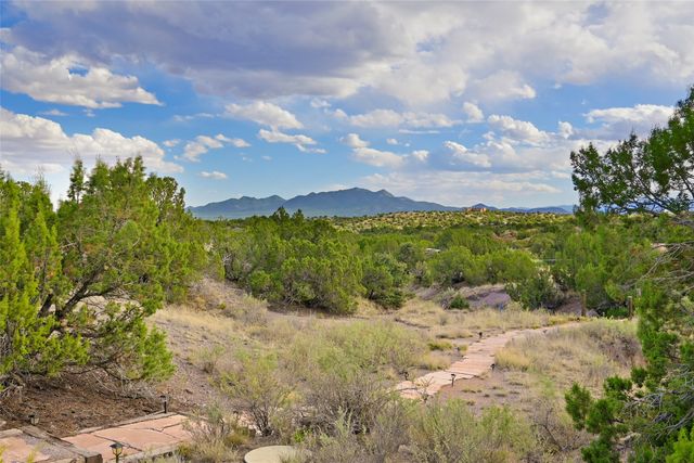 10 Miners Trail, Santa Fe, NM 87508