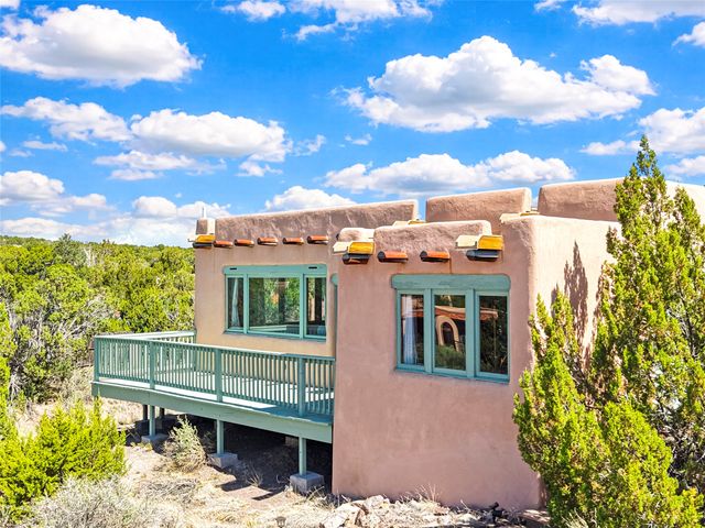 10 Miners Trail, Santa Fe, NM 87508