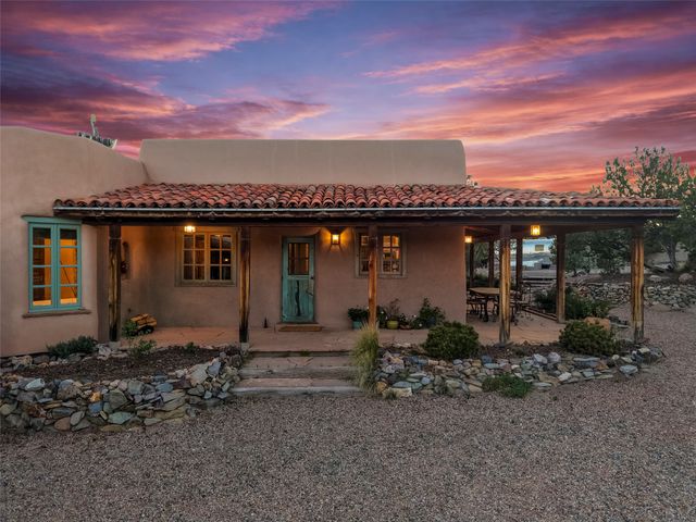 10 Miners Trail, Santa Fe, NM 87508