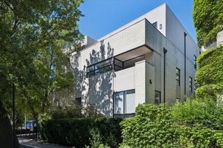 1212 N Hoyne Avenue 102, Chicago, IL 60622