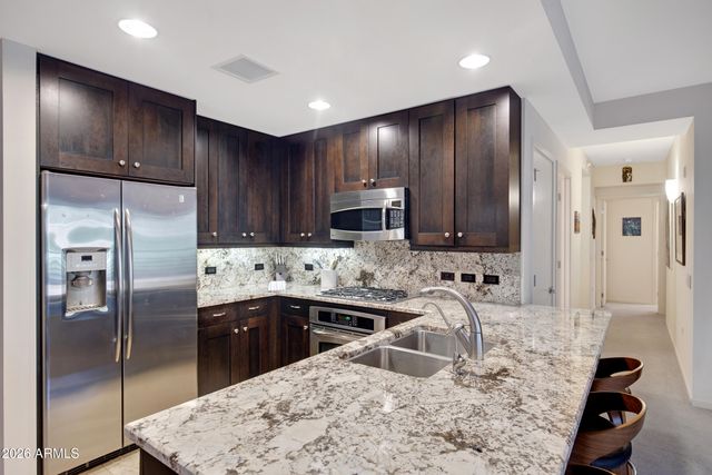 7127 E RANCHO VISTA Drive 3007, Scottsdale, AZ 85251