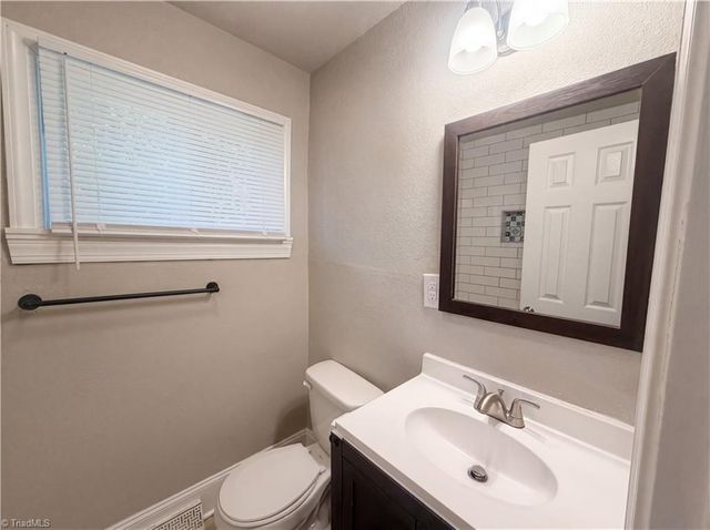 1428 Futrelle Drive, High Point, NC 27262