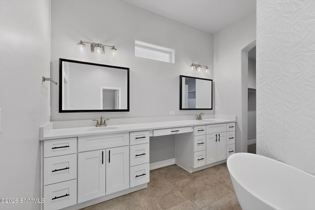 2973 E Springs Road, Las Cruces, NM 88011
