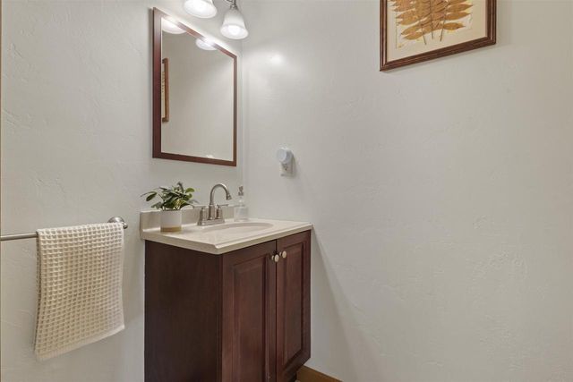 137 GRUENWALD AVENUE, Neenah, WI 54956