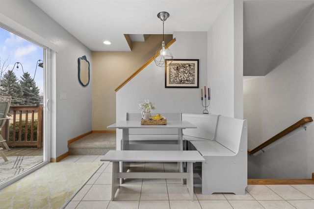 137 GRUENWALD AVENUE, Neenah, WI 54956