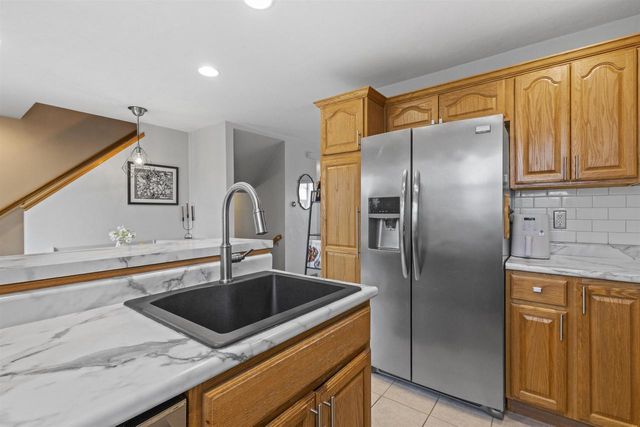 137 GRUENWALD AVENUE, Neenah, WI 54956