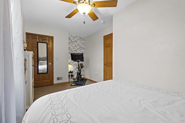 137 GRUENWALD AVENUE, Neenah, WI 54956