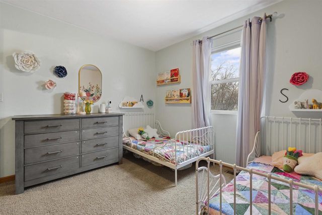 137 GRUENWALD AVENUE, Neenah, WI 54956