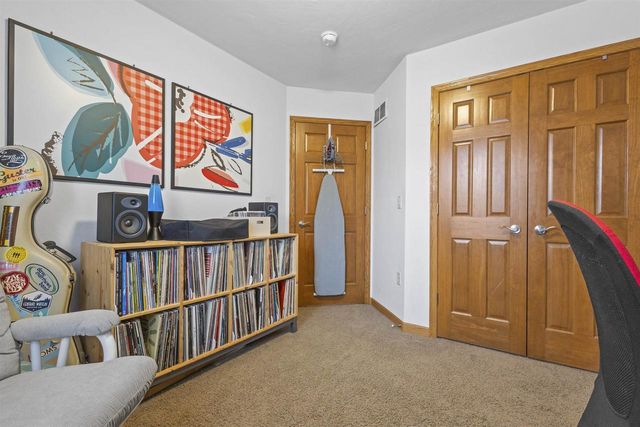 137 GRUENWALD AVENUE, Neenah, WI 54956