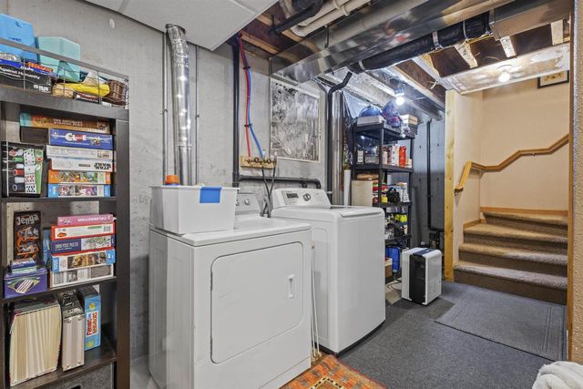 137 GRUENWALD AVENUE, Neenah, WI 54956