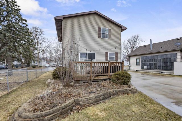 137 GRUENWALD AVENUE, Neenah, WI 54956