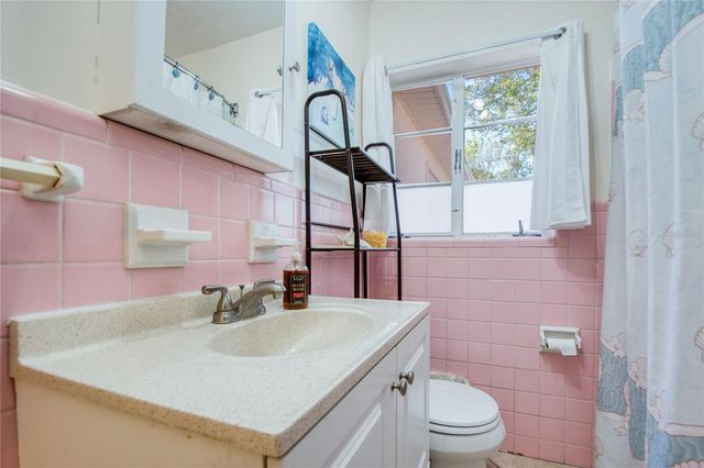 1437 56TH STREET S, Gulfport, FL 33707