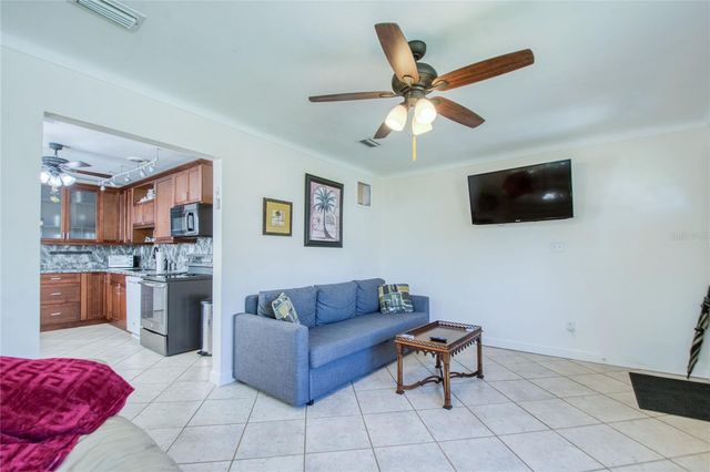 1437 56TH STREET S, Gulfport, FL 33707
