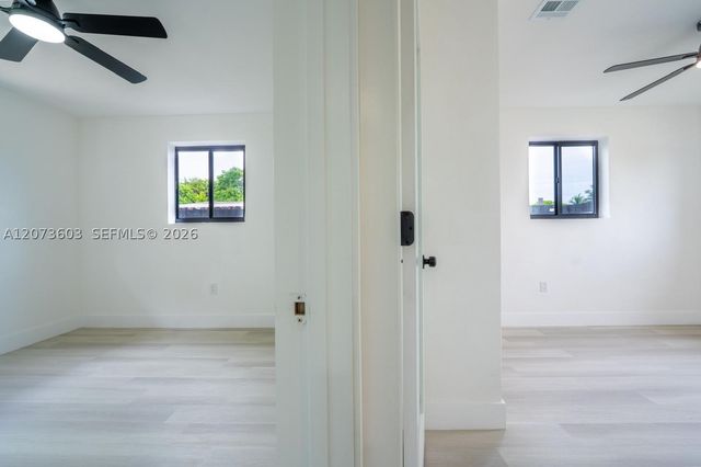 1301 NW 176th Ter, Miami Gardens, FL 33169