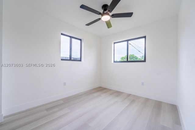 1301 NW 176th Ter, Miami Gardens, FL 33169