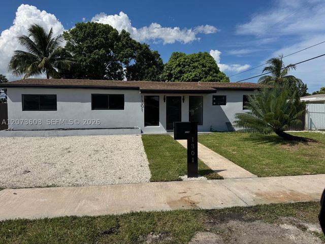 1301 NW 176th Ter, Miami Gardens, FL 33169