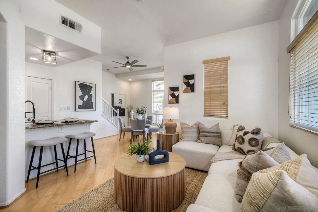 598 Almond Rd, San Marcos, CA 92078