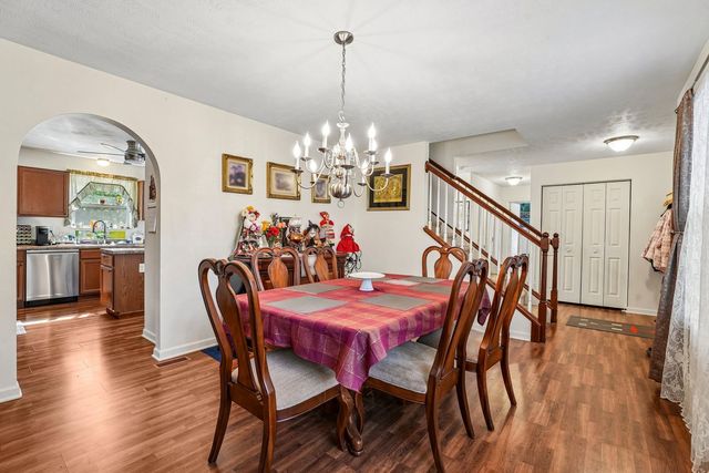 304 Maplewood LANE, Imperial, PA 15126