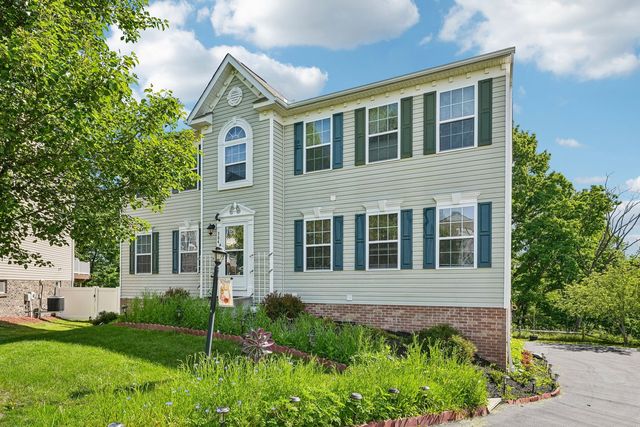 304 Maplewood LANE, Imperial, PA 15126