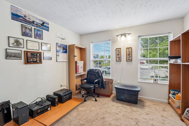 304 Maplewood LANE, Imperial, PA 15126