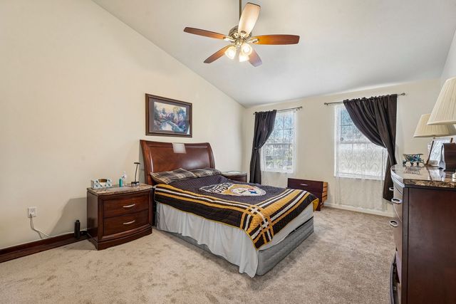 304 Maplewood LANE, Imperial, PA 15126