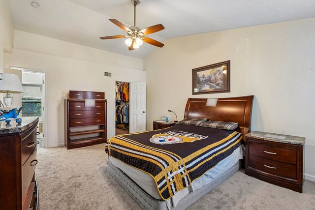 304 Maplewood LANE, Imperial, PA 15126