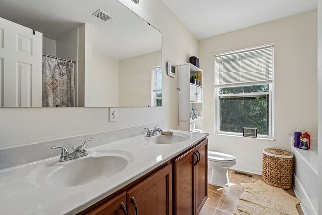 304 Maplewood LANE, Imperial, PA 15126