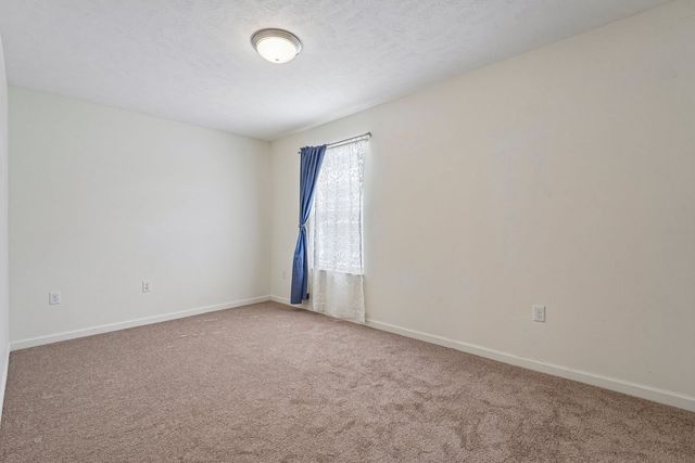 304 Maplewood LANE, Imperial, PA 15126