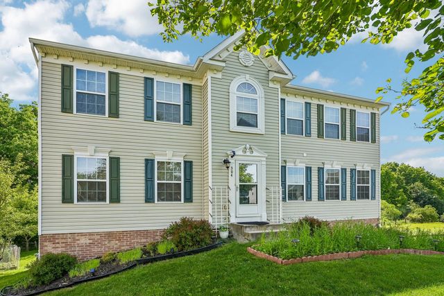 304 Maplewood LANE, Imperial, PA 15126