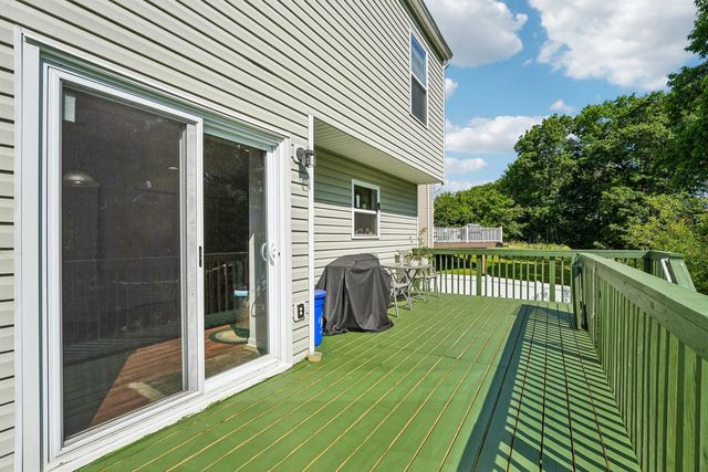 304 Maplewood LANE, Imperial, PA 15126