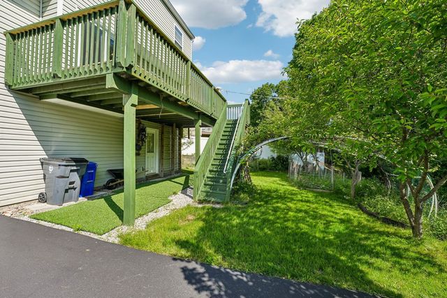 304 Maplewood LANE, Imperial, PA 15126