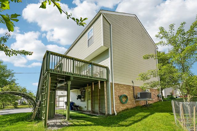 304 Maplewood LANE, Imperial, PA 15126