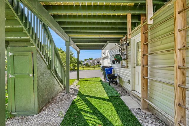304 Maplewood LANE, Imperial, PA 15126