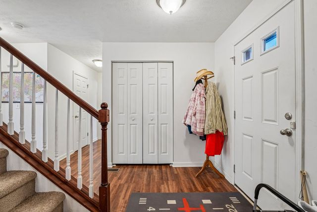 304 Maplewood LANE, Imperial, PA 15126