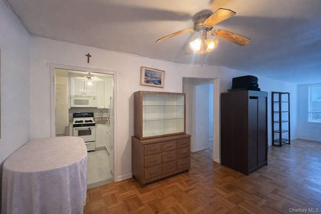 50-15 39th Street 1A, Sunnyside, NY 11104