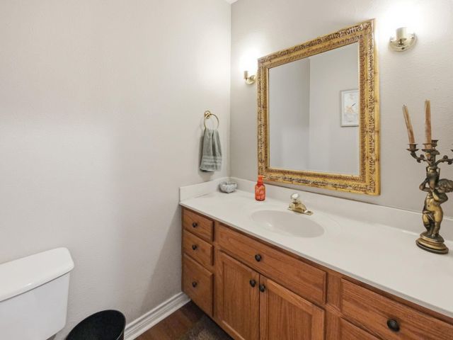 1036 Sherrill LN, Lexington, TX 78947