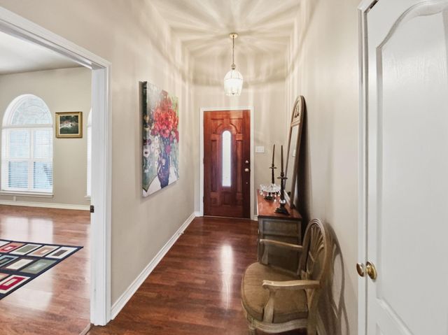 1036 Sherrill LN, Lexington, TX 78947