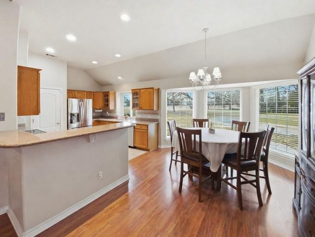 1036 Sherrill LN, Lexington, TX 78947