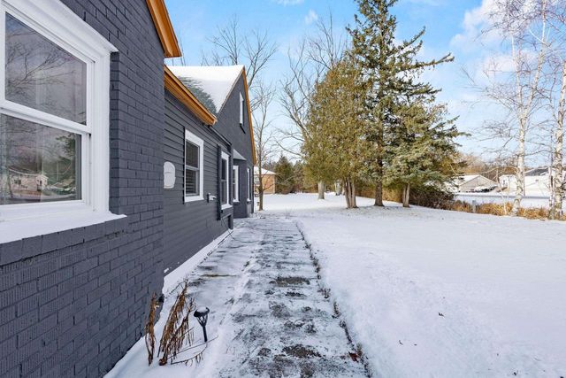 W1807 STATE HIGHWAY 64, Marinette, WI 54143