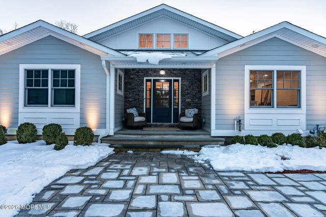 2 Tulip Tree Lane, Rumson, NJ 07760