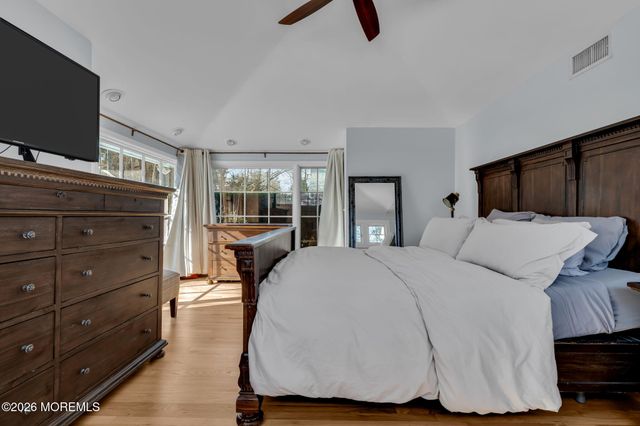 2 Tulip Tree Lane, Rumson, NJ 07760