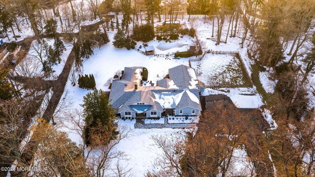 2 Tulip Tree Lane, Rumson, NJ 07760