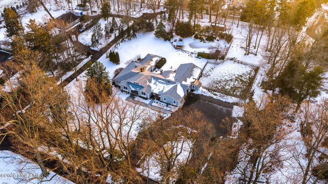 2 Tulip Tree Lane, Rumson, NJ 07760