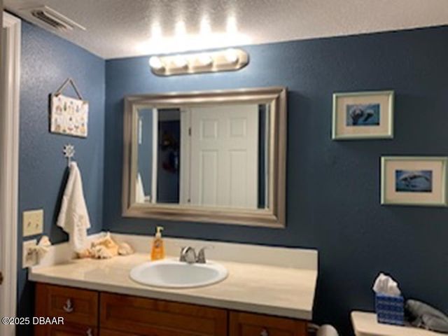 458 Bouchelle Dr Apt 101, New Smyrna Beach, FL 32169