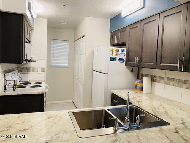 458 Bouchelle Dr Apt 101, New Smyrna Beach, FL 32169