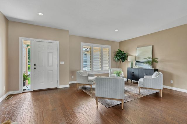 729 N Crest Ridge, Wichita, KS 67230