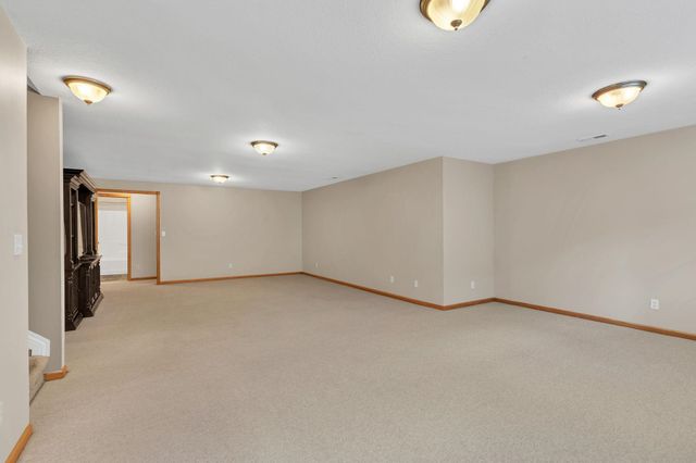 729 N Crest Ridge, Wichita, KS 67230