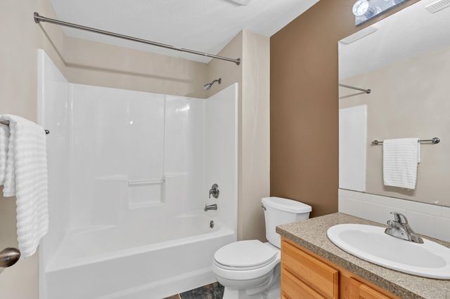 729 N Crest Ridge, Wichita, KS 67230