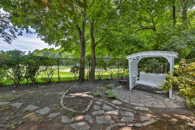 61 Belcher Cir, Milton, MA 02186